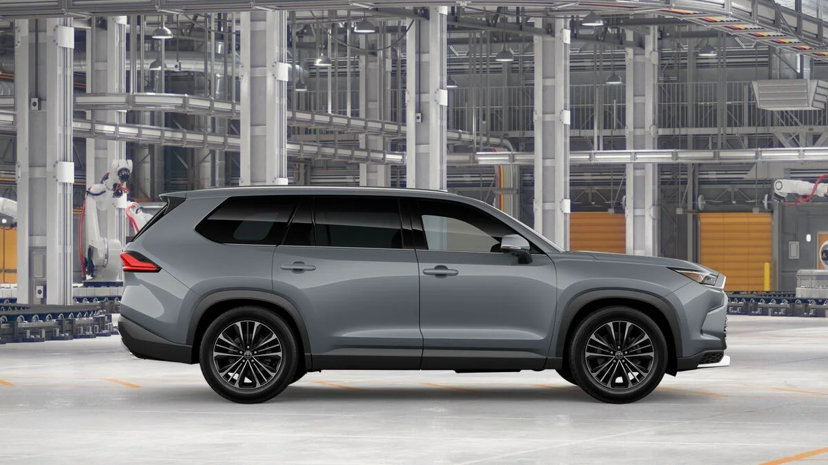 New 2026 Cement Toyota MAX Platinum image 12