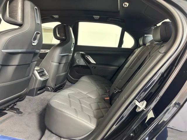 New 2026 Black BMW 760i xDrive image 12