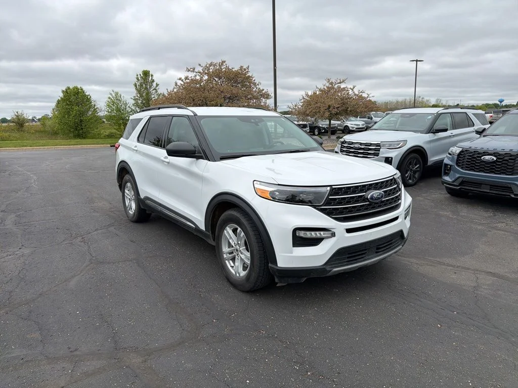 2020 Ford Explorer XLT 4WD's photo