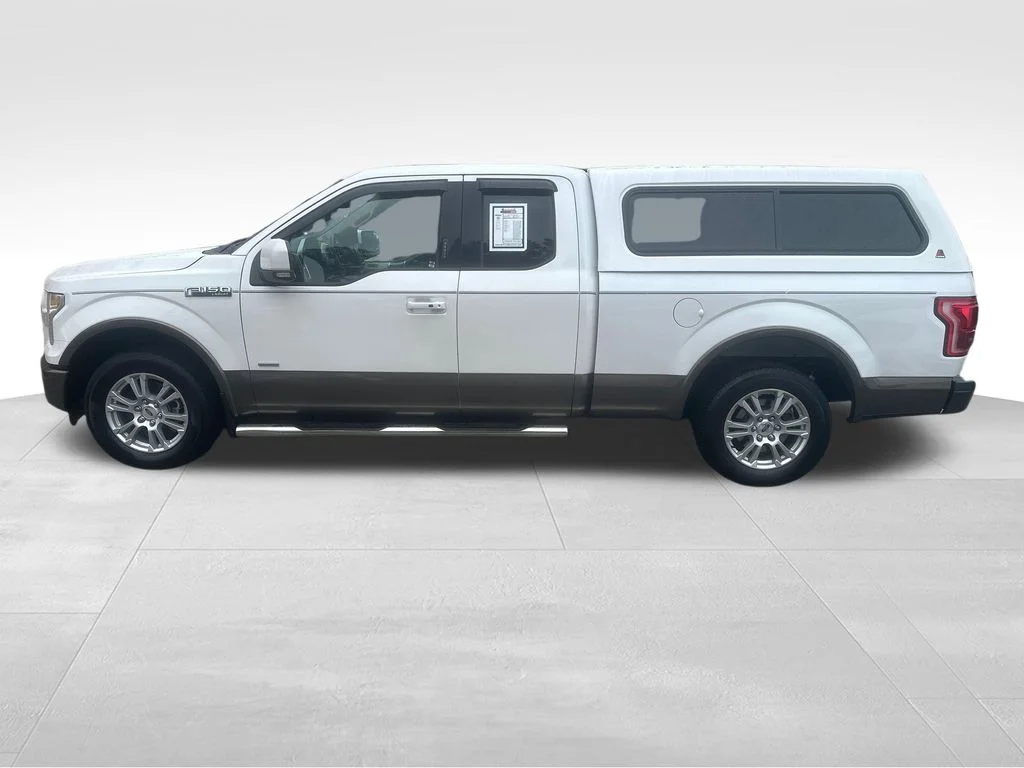 Used 2015  Ford Lariat image 8