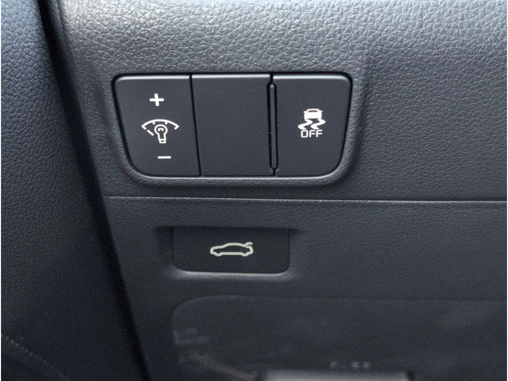 New 2026 Snow White Pearl Kia GT-Line FWD image 28