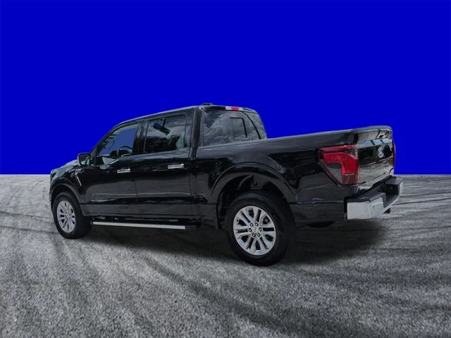 New 2026 Agate Black Metallic Ford XLT image 6