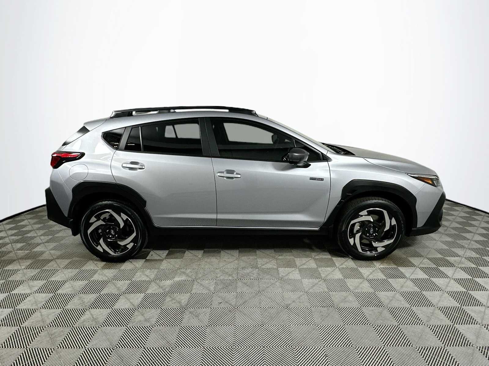 New 2026 ICE SILVER METALLIC Subaru Limited Hybrid image 8
