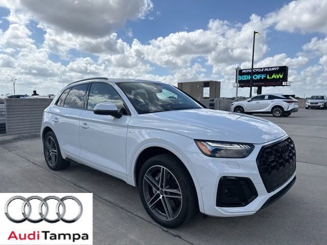 2023 Audi Q5 55 e Prestige's photo