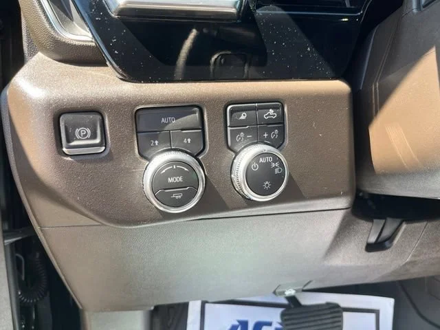 New 2026 Onyx Black GMC SLE image 27