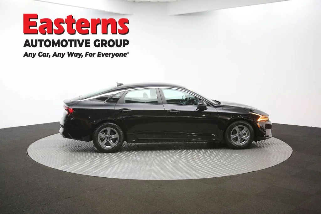 Used 2024 Gray Nissan SV image 44
