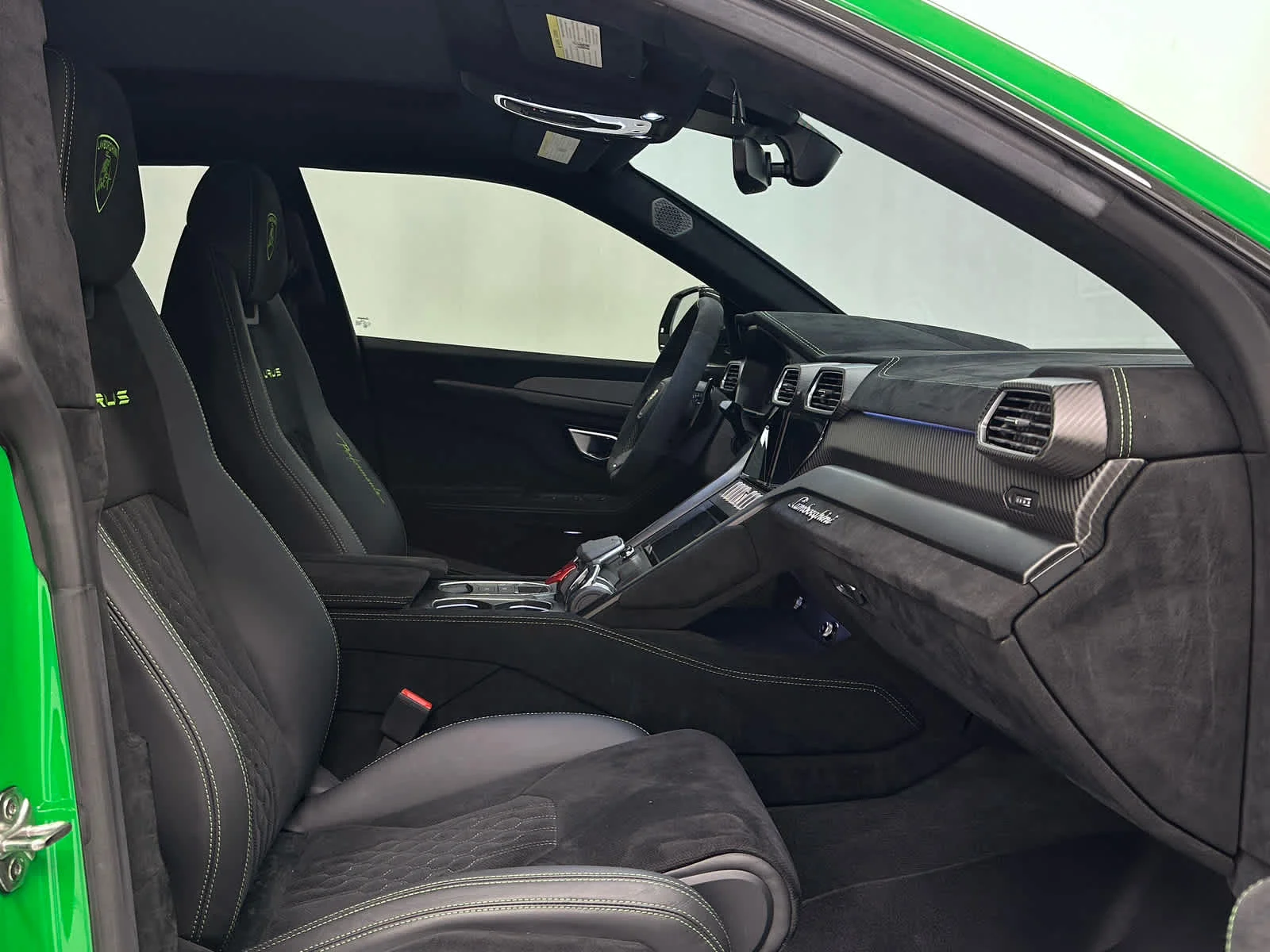 2024 Lamborghini Urus Performante - Photo 18