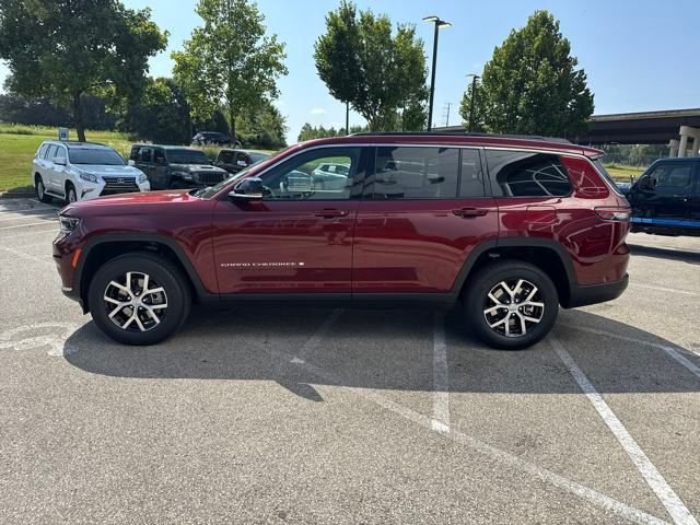 New 2025 Velvet Red Pearl-Coat Exterior Paint Jeep Limited image 2