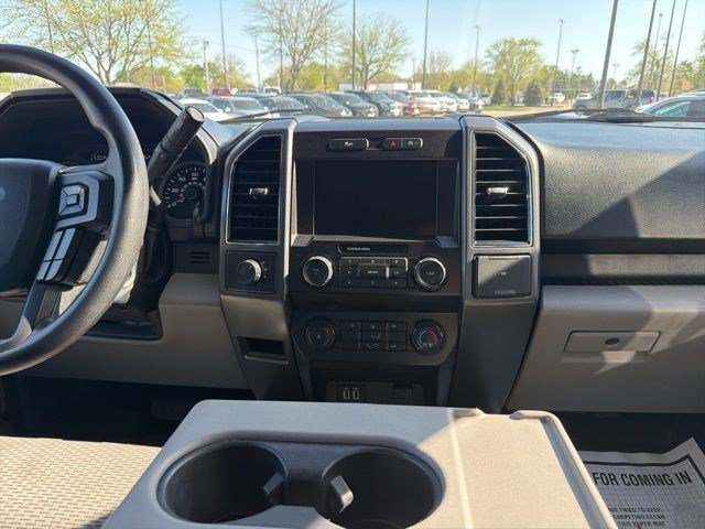 Used 2020 Oxford White Ford XLT image 21
