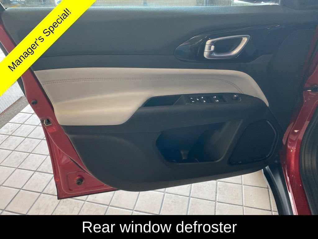 2025 Jeep Compass Limited - Photo 9