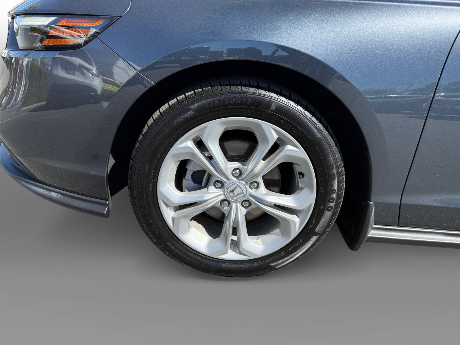 2023 Honda Accord LX - Photo 9