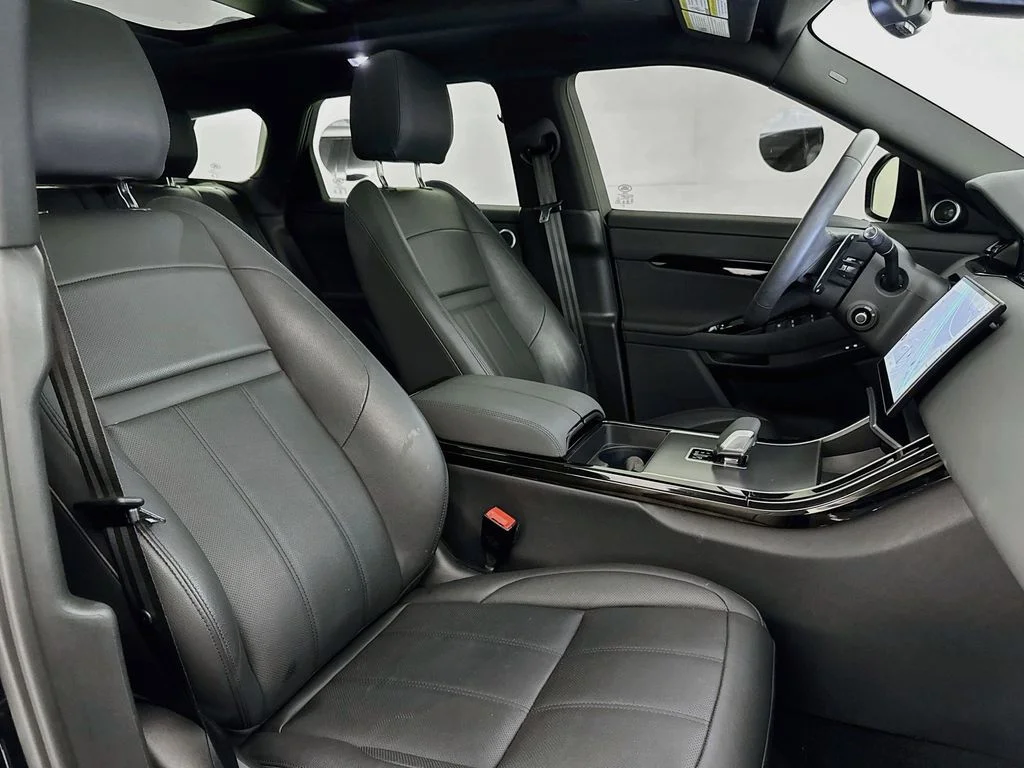 Used 2026 Black Land Rover Core S image 29