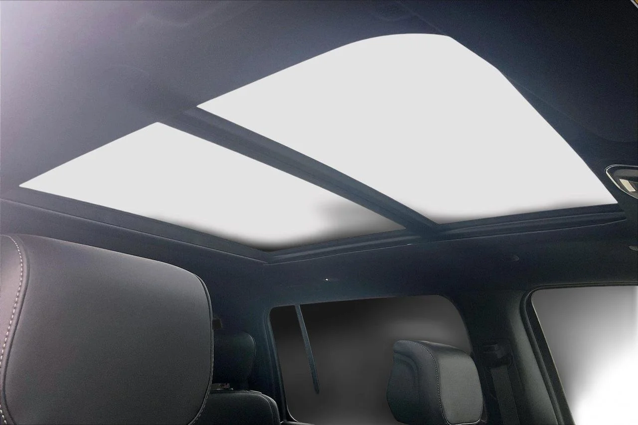New 2026 Bright White Clear-Coat Exterior Paint Jeep Limited Altitude image 16