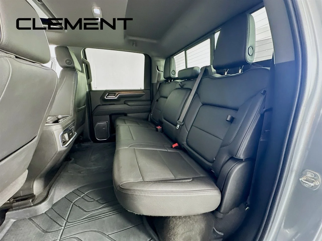Used 2024 Sterling GMC Denali image 33