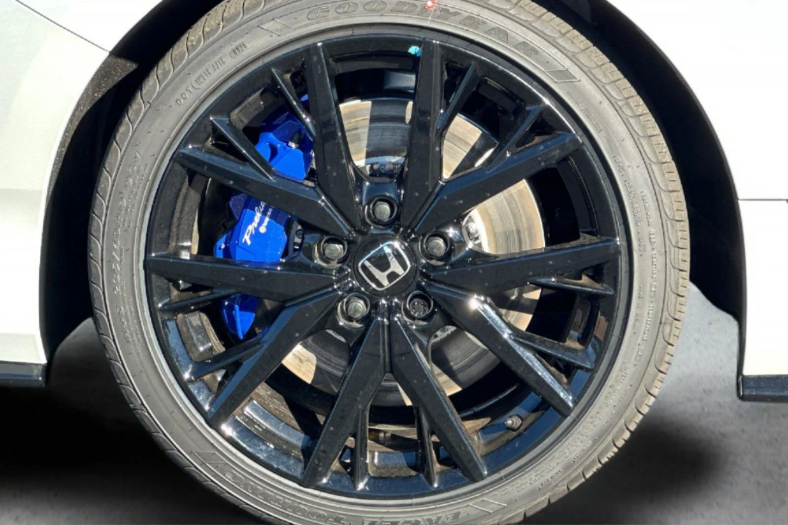 New 2026 Winter Frost Pearl Honda  image 32