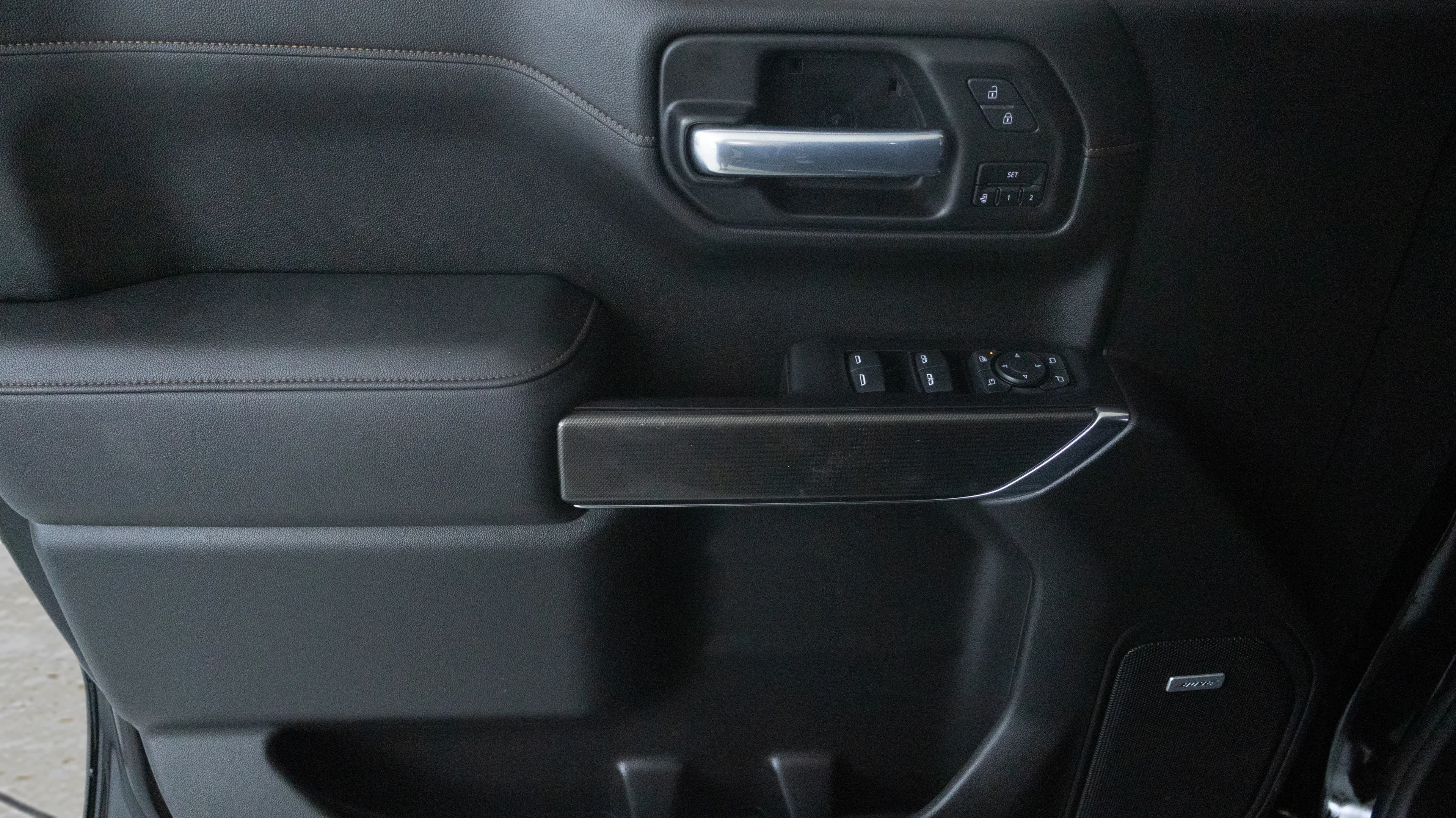 Used 2021 Onyx Black GMC AT4 image 23