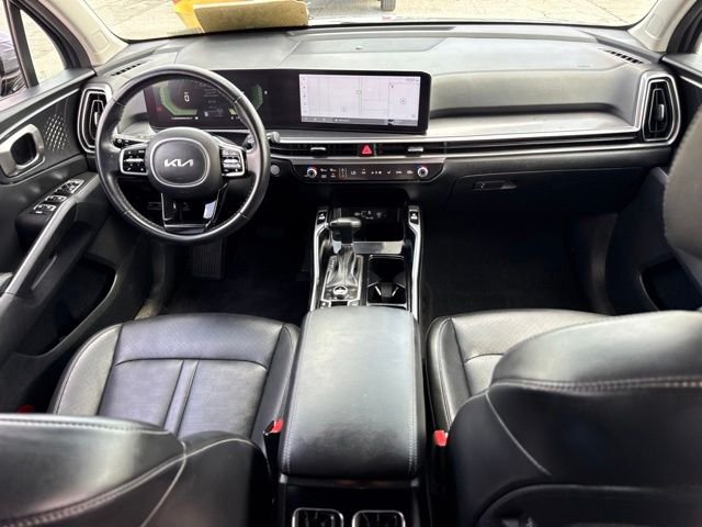 Used 2024 Silver Kia S image 17