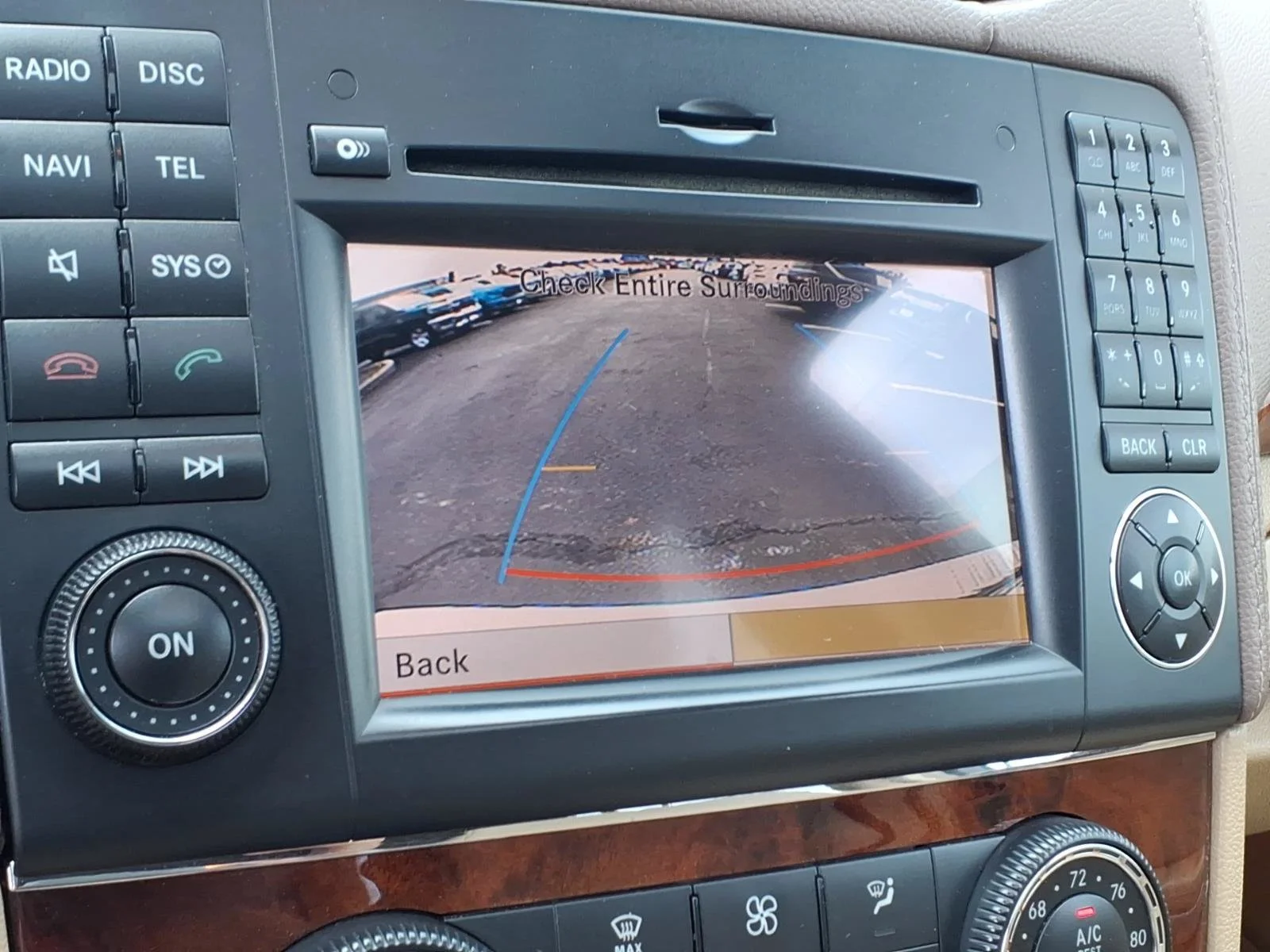 Used 2012 Arctic White Mercedes-Benz GL 450 image 11