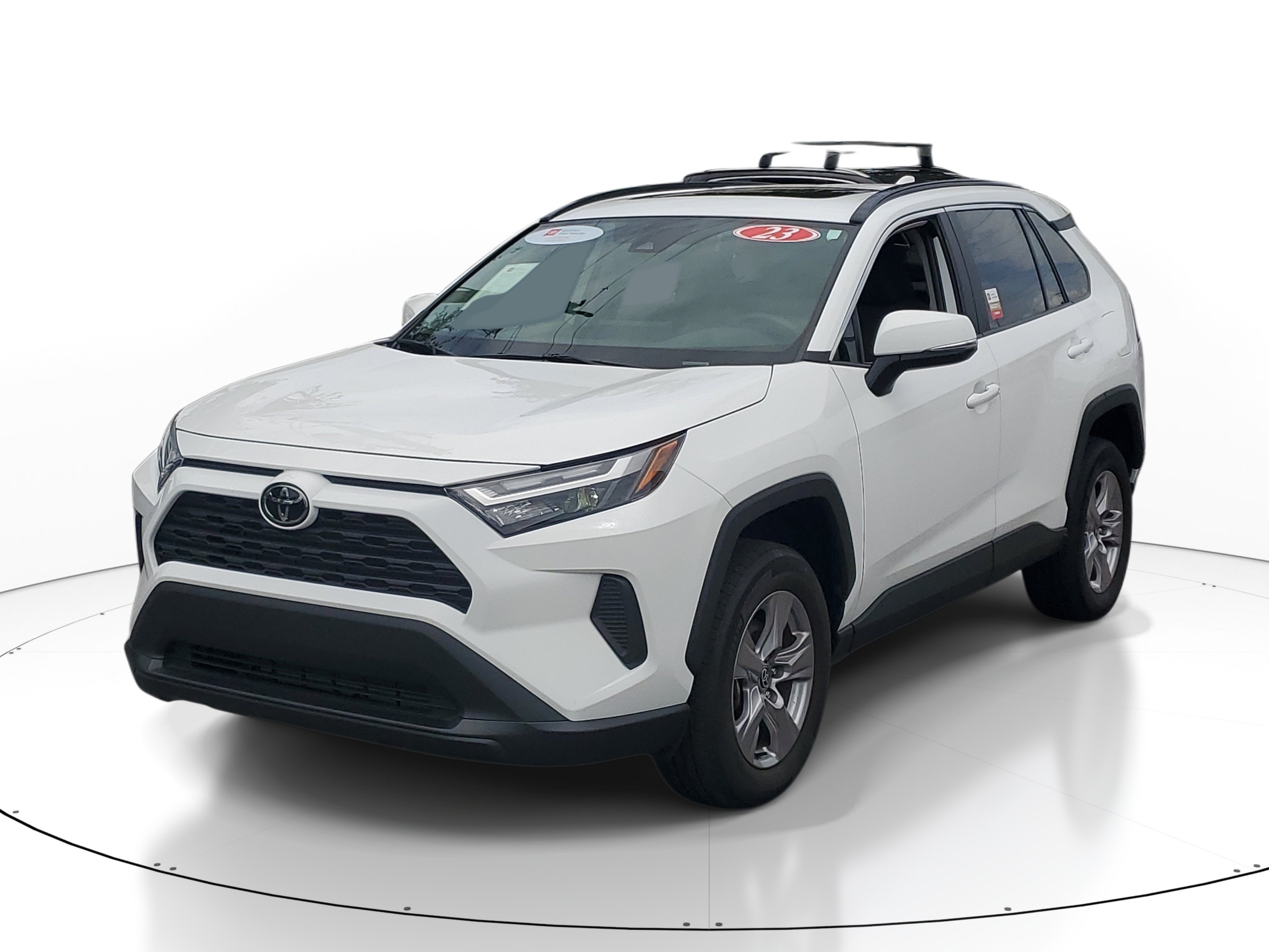 Used 2023 Ice Cap Toyota XLE image 2