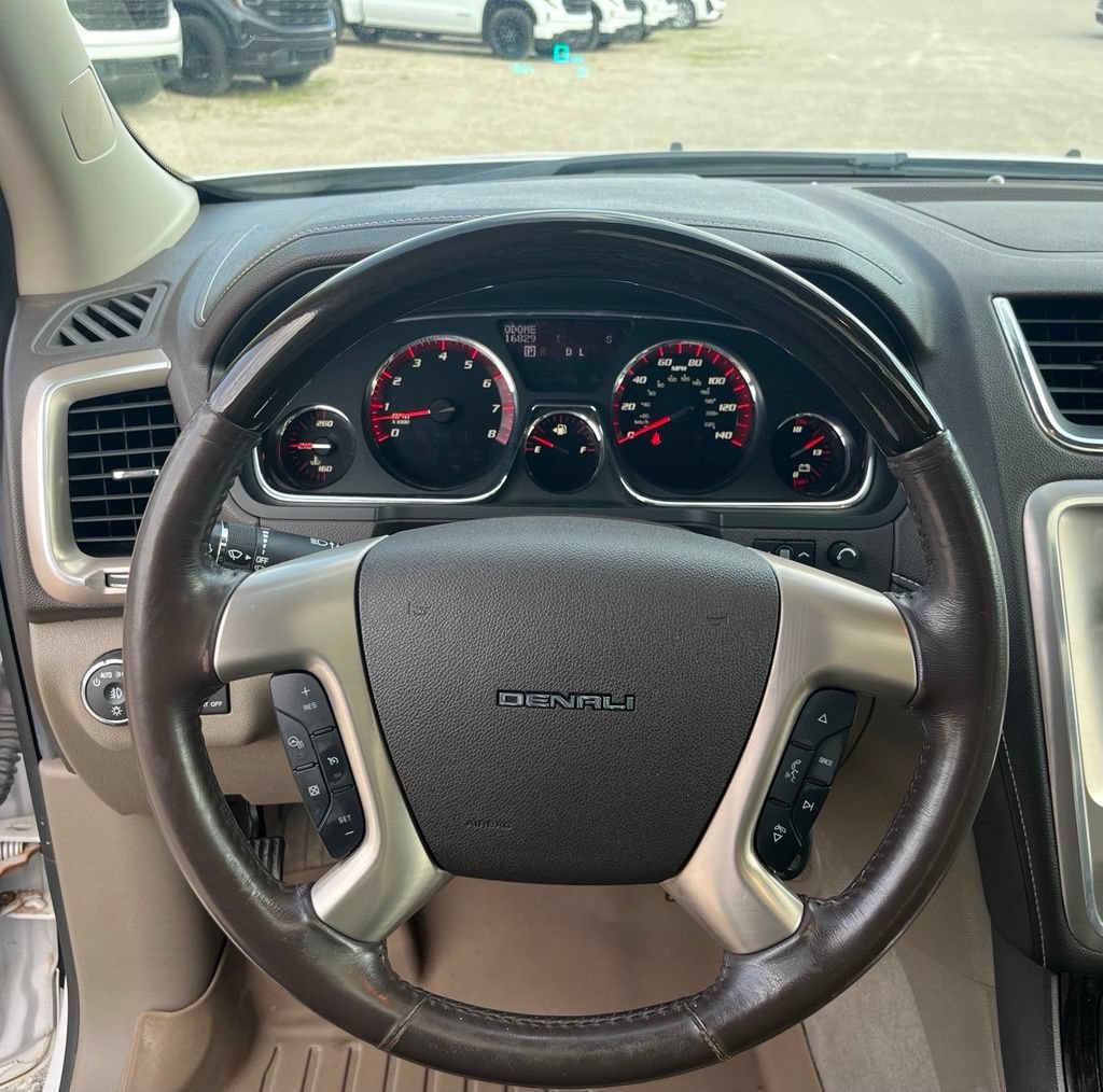 Used 2016 WHITE FROST TRICOAT GMC Denali image 21