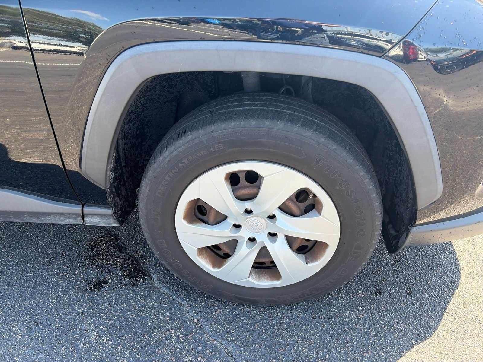 Used 2019 Black Toyota LE image 9