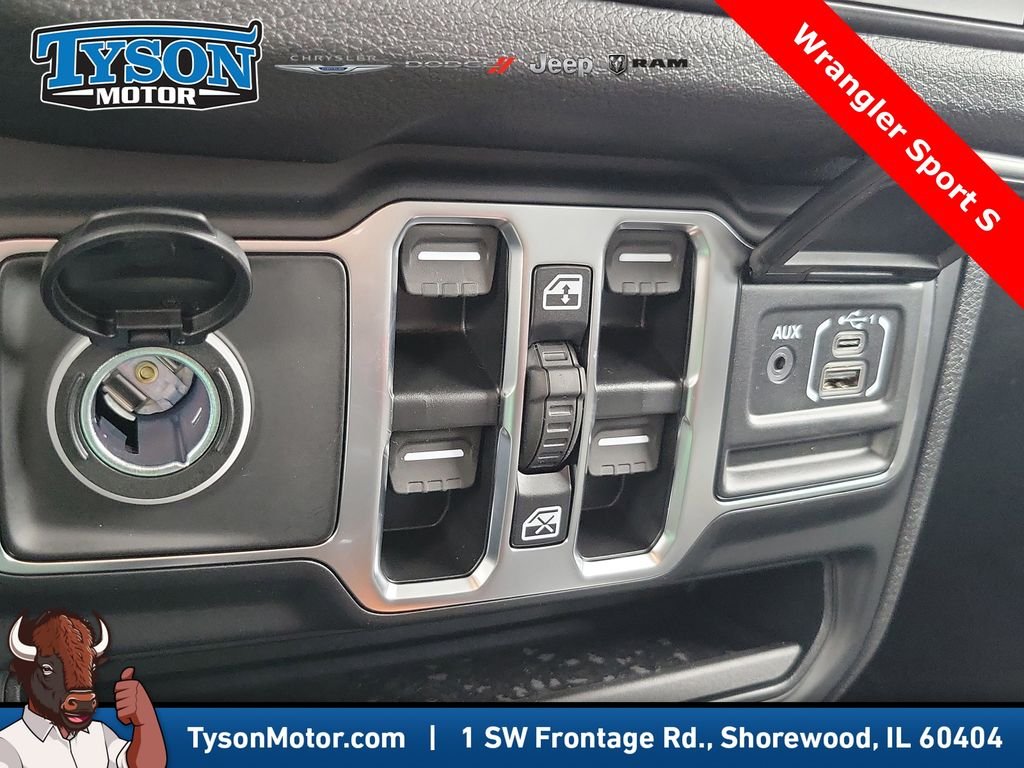 New 2026 Hydro Blue Pearl-Coat Exterior Paint Jeep Sport S image 30