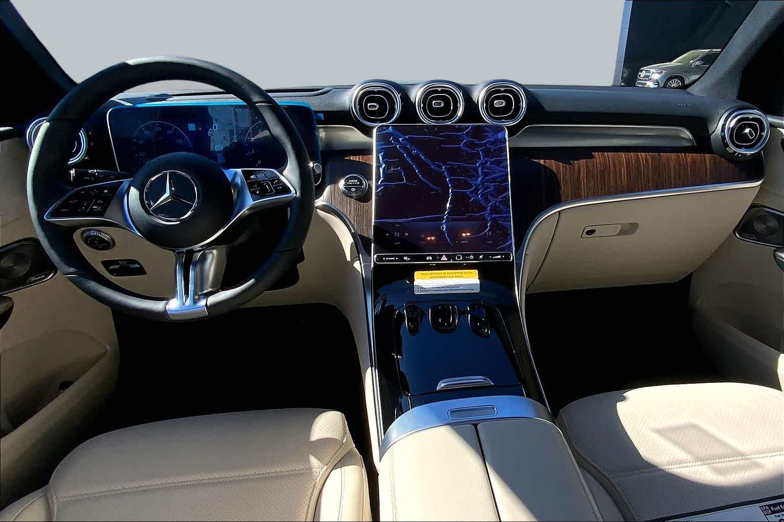 New 2026 Verde Silver Metallic Mercedes-Benz GLC 300 image 5