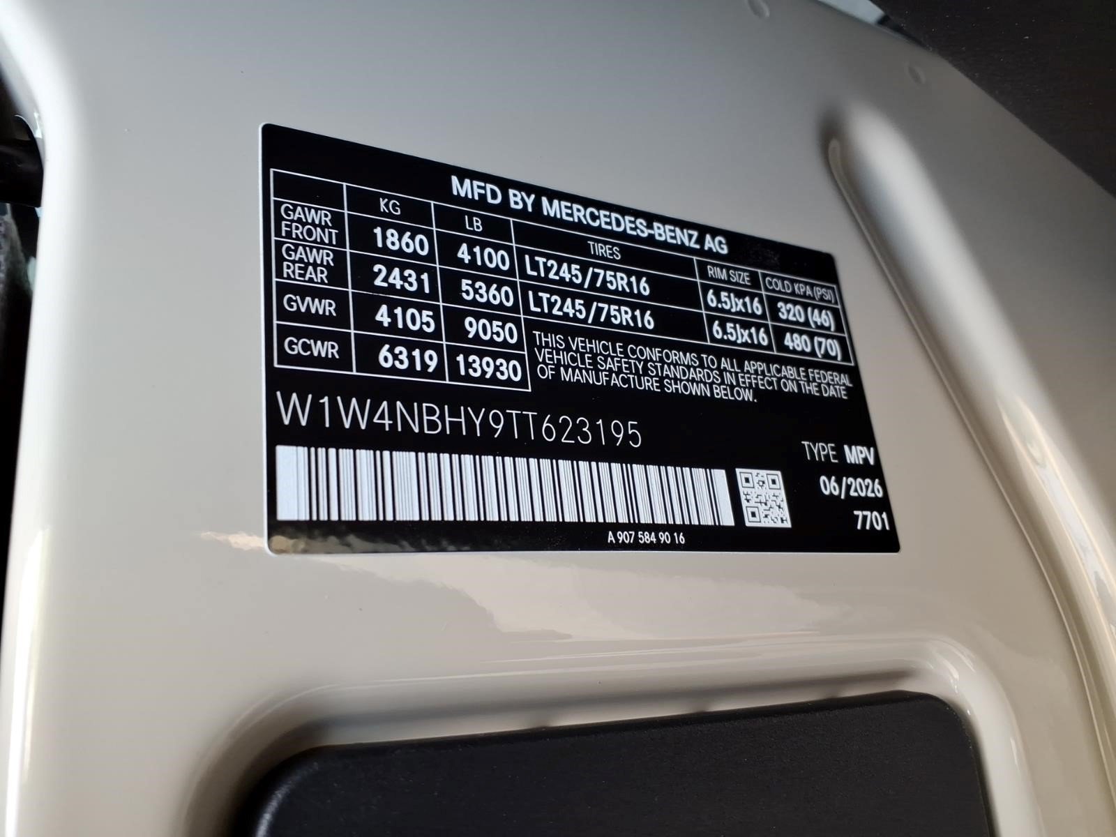 New 2026 Pebble Gray Mercedes-Benz  image 32