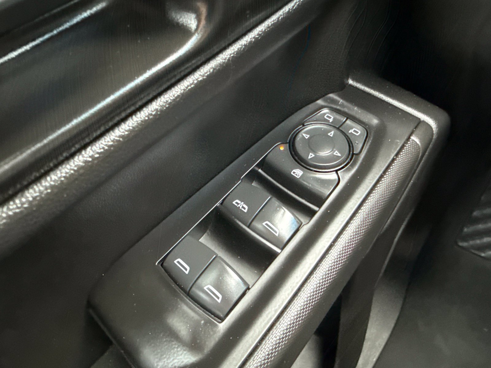 Used 2021 BLACK Chevrolet Custom image 32