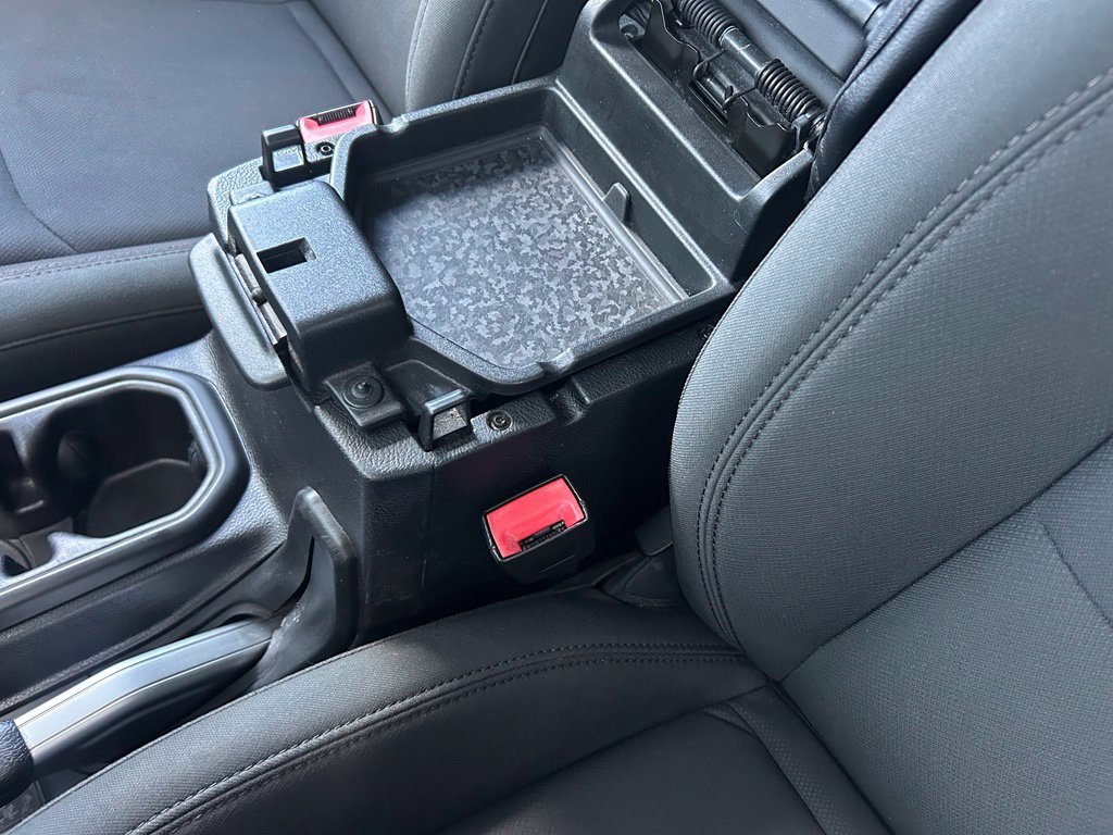 Used 2018 Gray Jeep Unlimited Sahara image 25