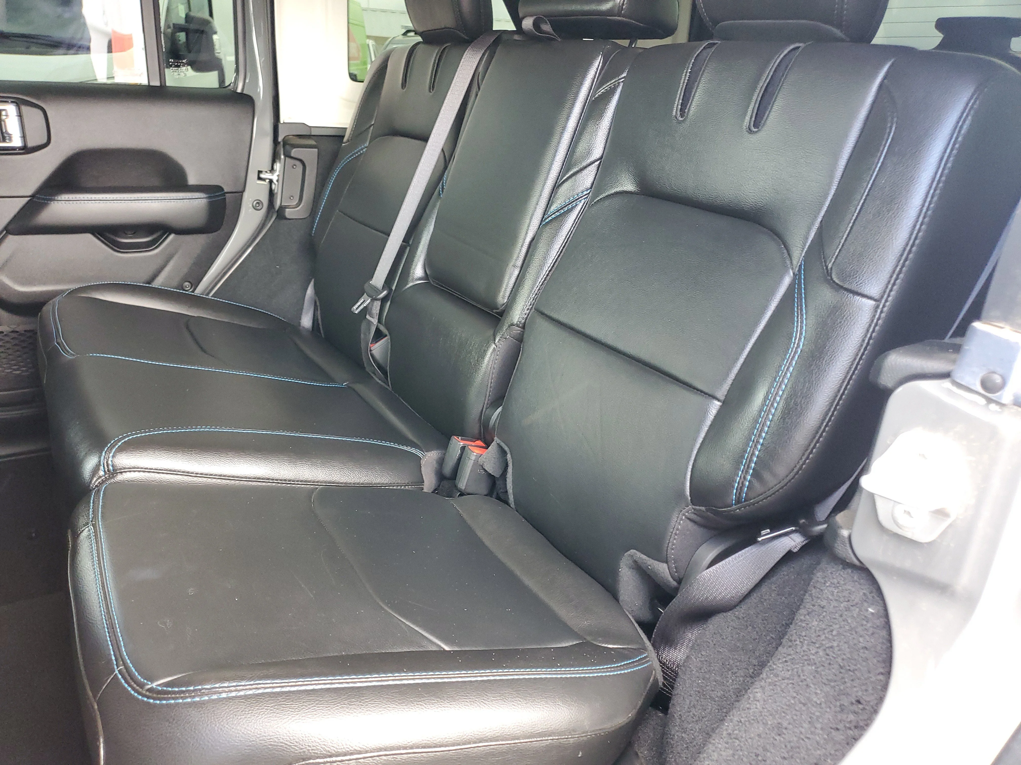Certified Used 2023 Gray Jeep Rubicon 4xe image 15