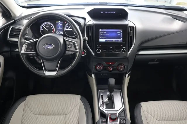 Used 2021 Green Subaru Premium image 9