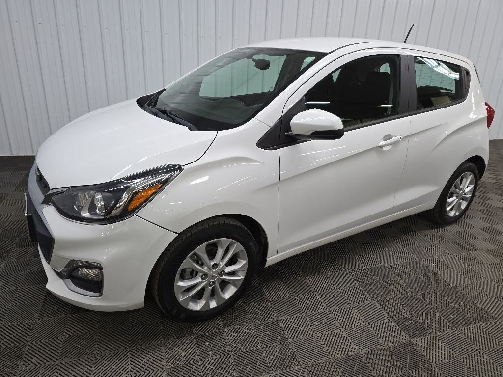 Used 2020 White Chevrolet 1LT image 6
