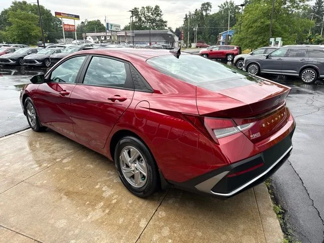 Certified Used 2024 Red Hyundai SE image 14