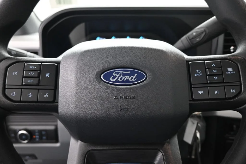 New 2027 Oxford White Ford XL image 11