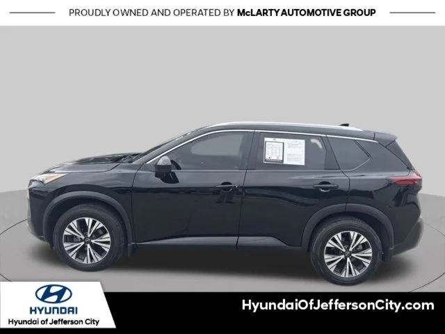 Used 2023 Black Nissan SV image 4