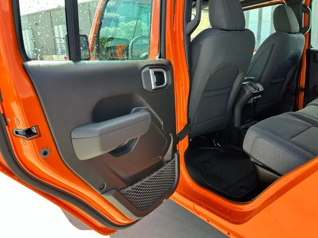 New 2026 Joose Exterior Paint Jeep Sport image 17