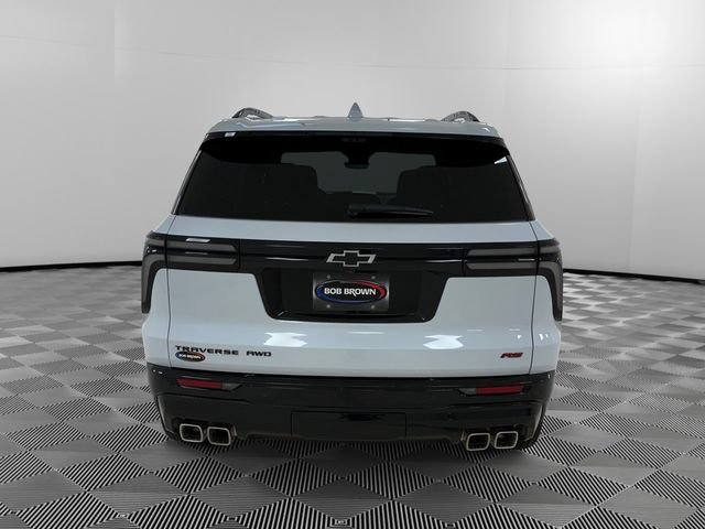 Certified Used 2026 Polar White Tricoat Chevrolet RS image 4