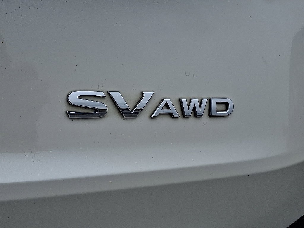 Used 2023 White Nissan SV image 10