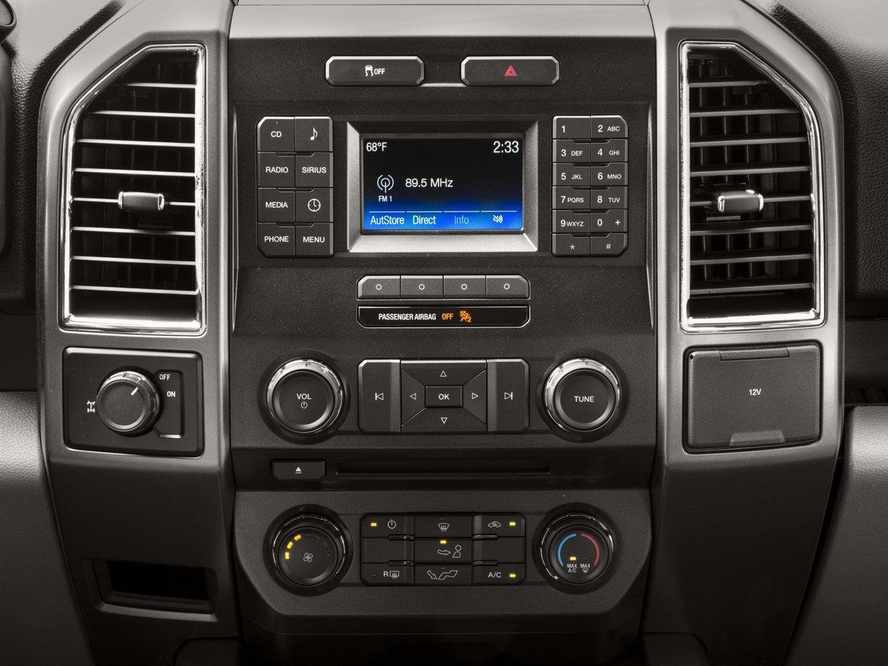 Used 2017 Magnetic Ford XLT image 5