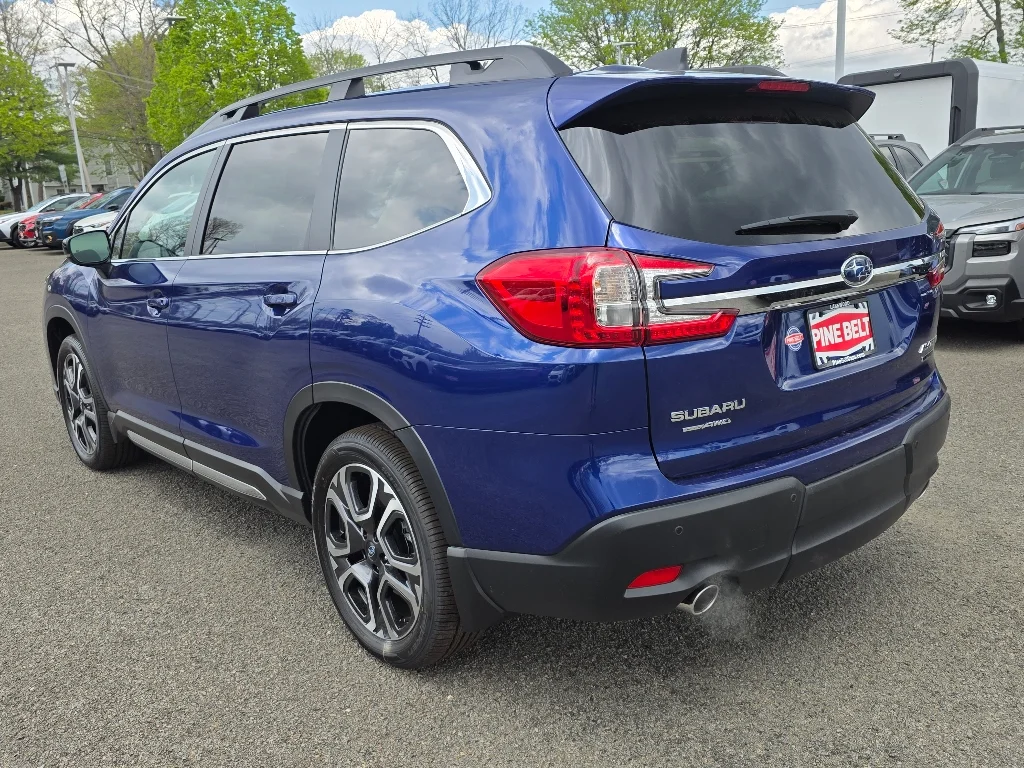 New 2026 SAPPHIRE BLUE PEARL Subaru Limited 7-Passenger image 9