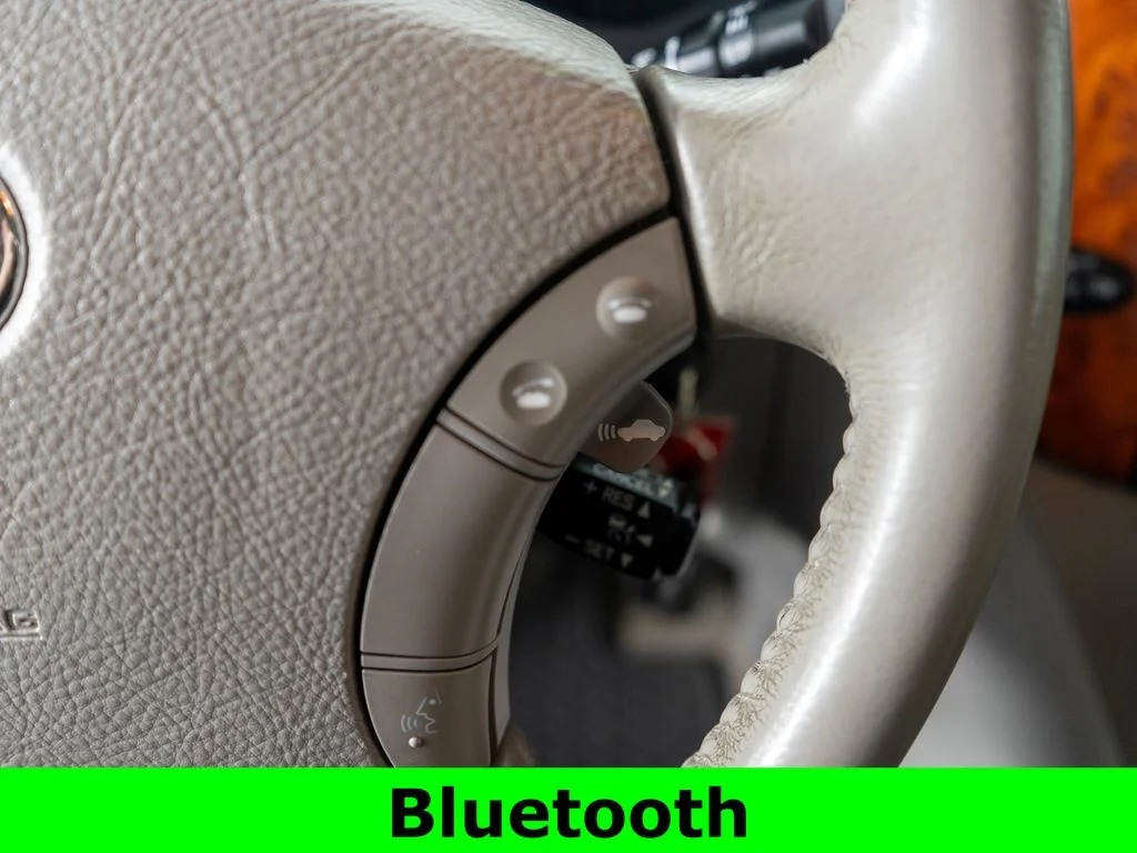 Used 2008 Red Toyota Limited image 18