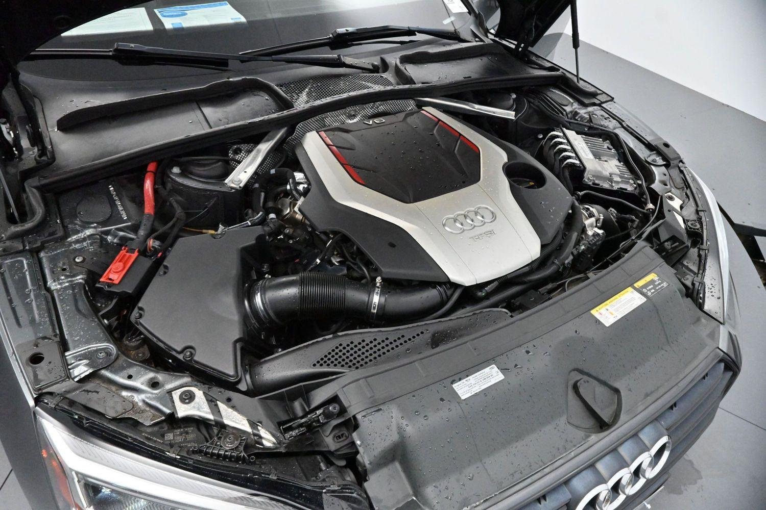 Used 2019 Daytona Gray Pearl Effect Audi Premium Plus image 32