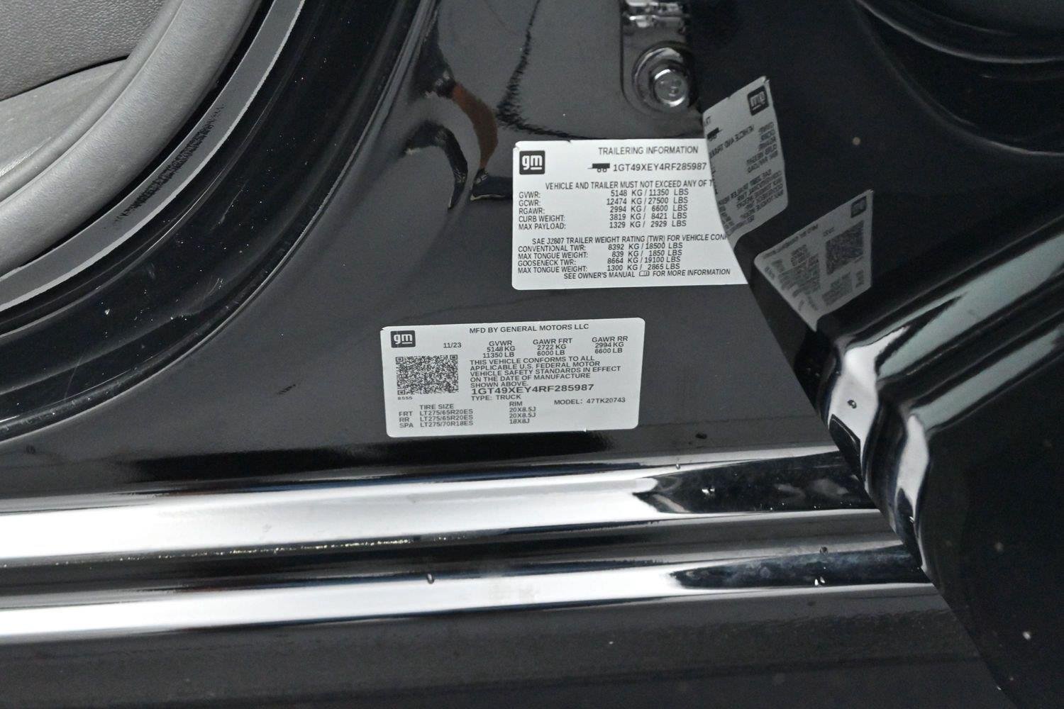 Used 2024 Onyx Black GMC Denali Ultimate image 40