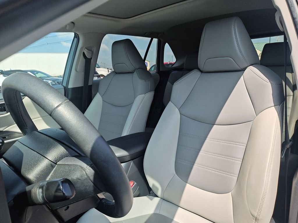 Used 2023 Gray Toyota XLE Premium image 11