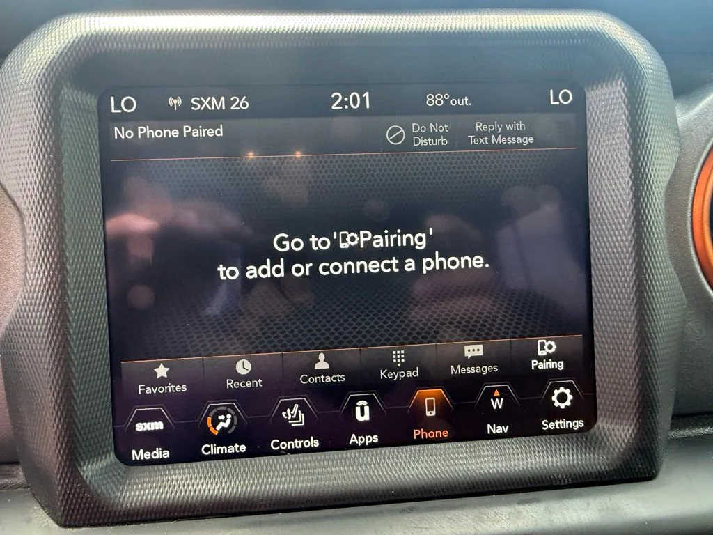 Used 2021 Gray Jeep Mojave image 14