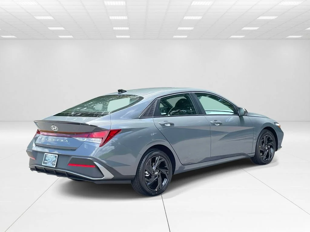 New 2026 Gray Hyundai SEL Sport image 6