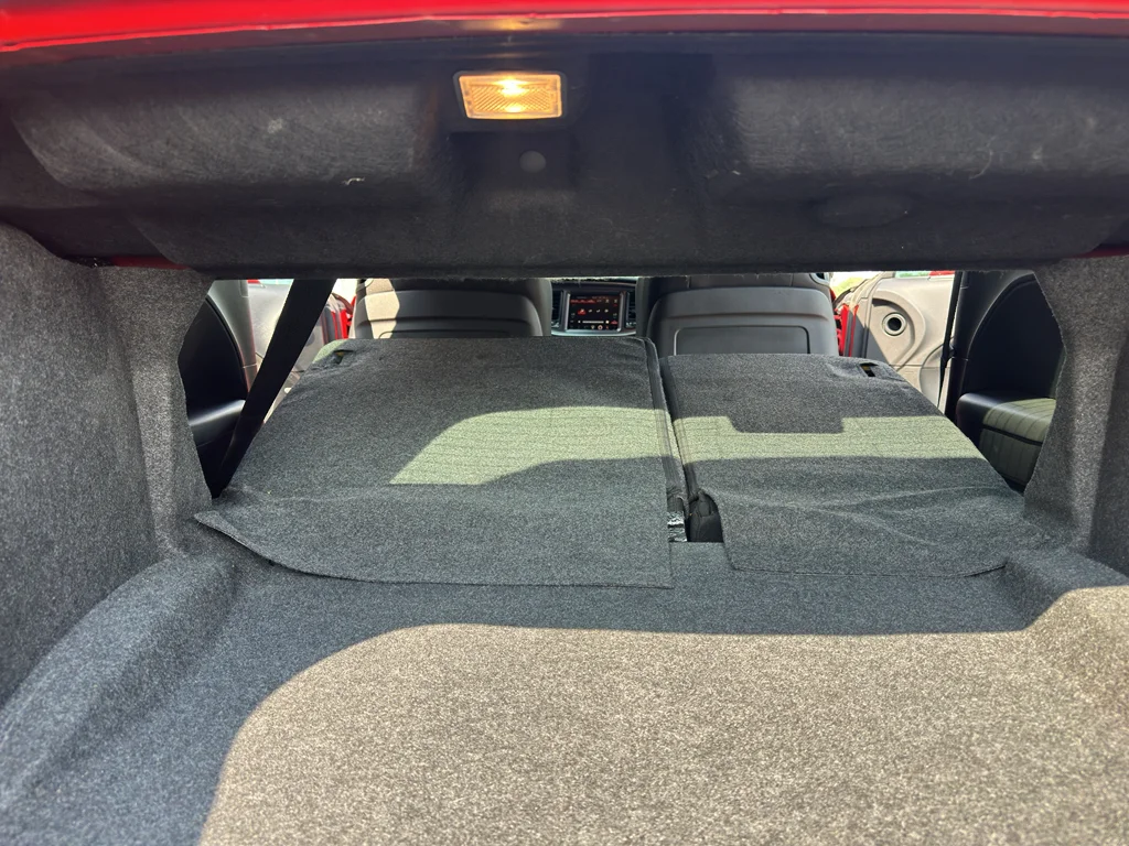 Used 2016 Torred Clearcoat Dodge R/T Scat Pack image 23