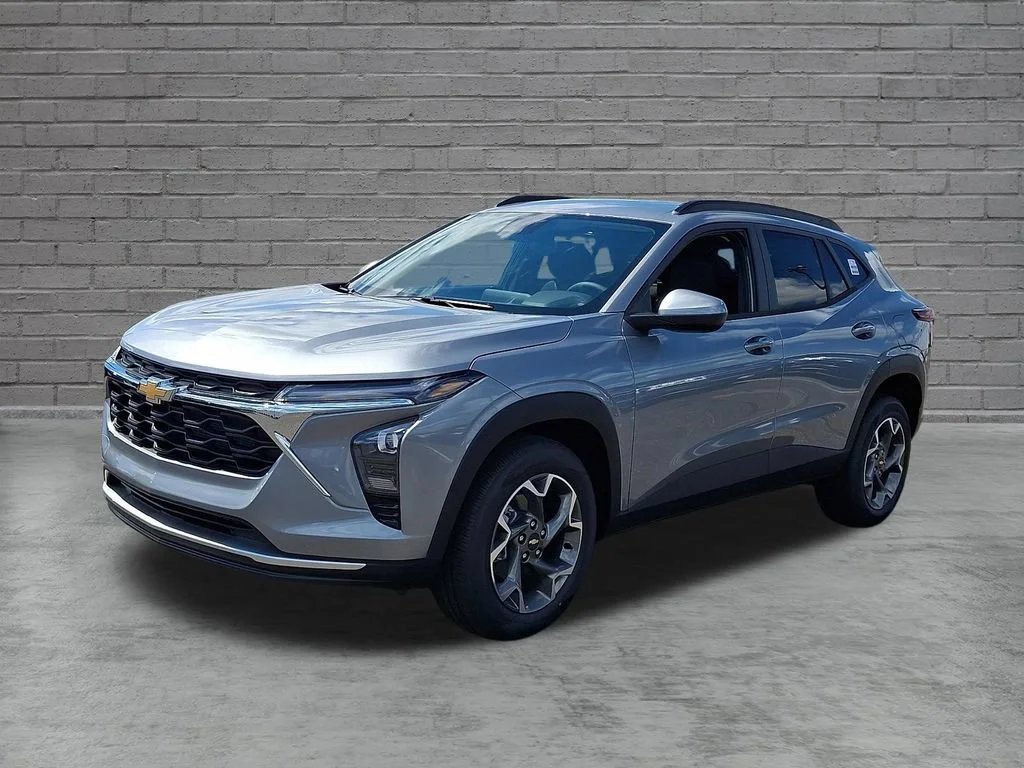 New 2026 Sterling Gray Metallic Chevrolet LT image 4