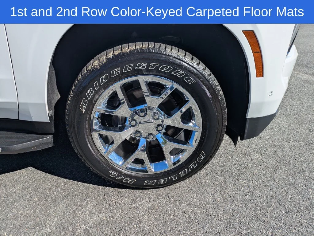 Used 2025 White Chevrolet LT image 11